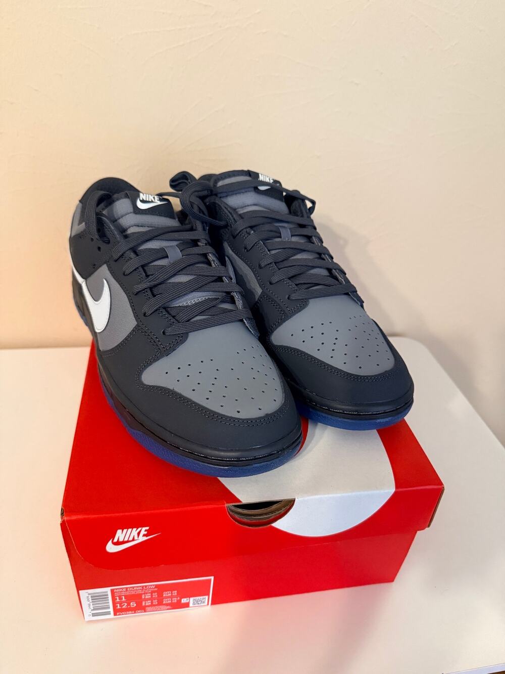 Nike Dunk Low Mens Size 11